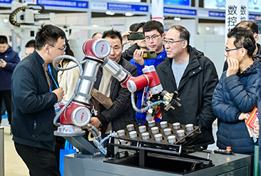 青岛金属加工展现场活动图5