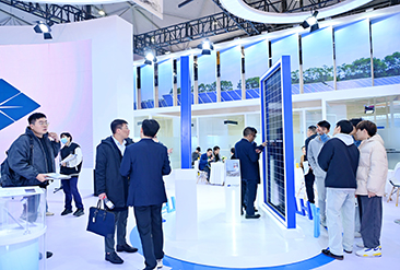 2025年第八届中国国际光伏与储能产业大会现场活动图3