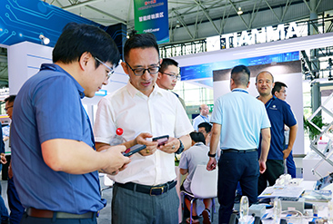 成都电子展现场活动图2