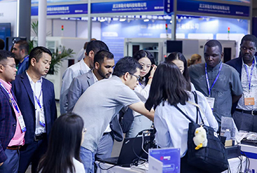 武汉光博会现场活动图6