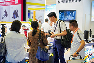 温州汽摩配展现场活动图1