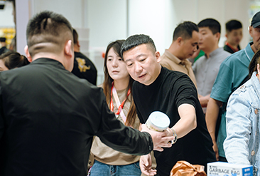 义乌电商百货展现场活动图5