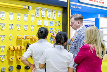 亚洲门窗遮阳展现场活动图5