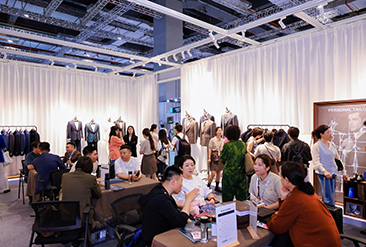 上海服装展会现场活动图2