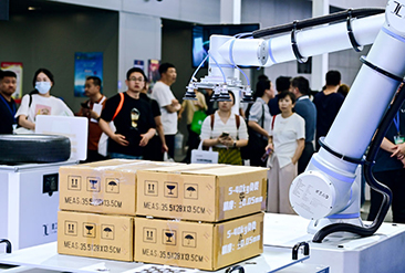 广州低空经济展现场活动图3