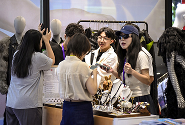 大湾区服装及时尚生活展现场活动图6