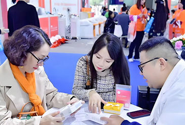 2025第51届CCBE（春季）成都美博会现场活动图6