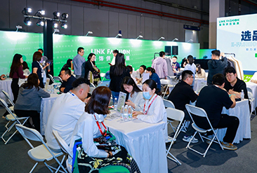 上海时尚女装展现场活动图3