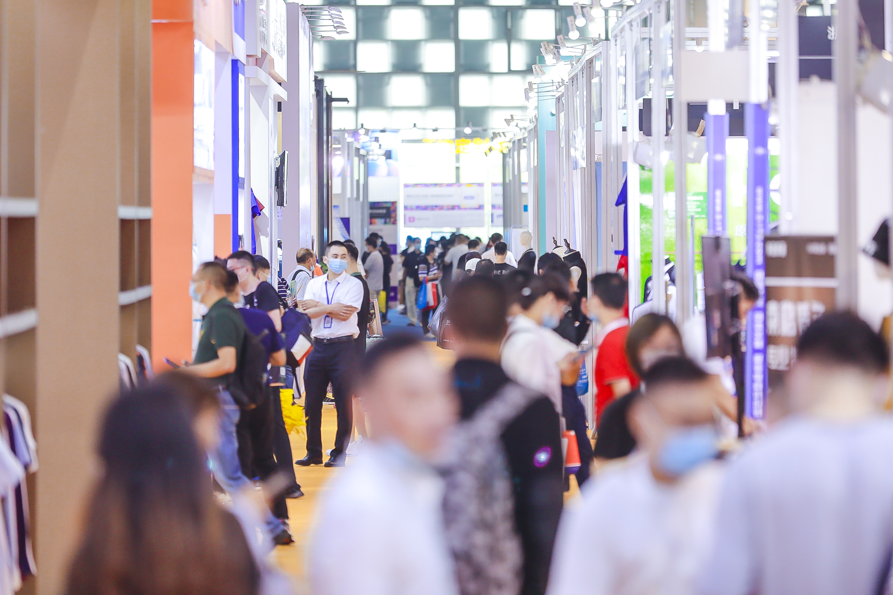 2025 LINK FASHION职业装·团服展（上海）展会概况图